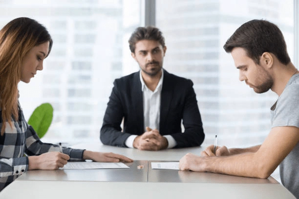 What Is Family Mediation Oldham?