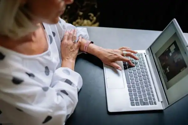 Image of woman attending online mediation Oldham services from Barker Mediation